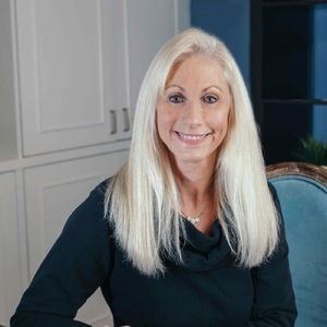 Meet your Posher, Robin